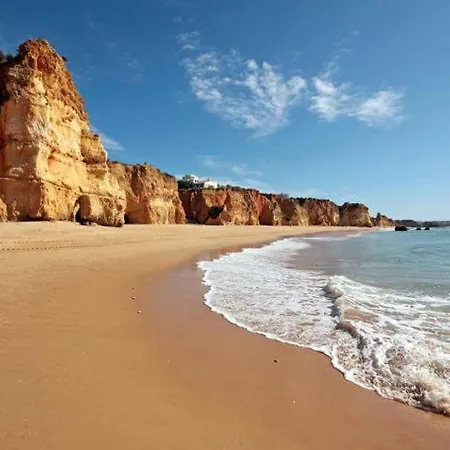 Cozy And Comfortable Studio With Balcony 90 M To The Beach Apartment Portimao