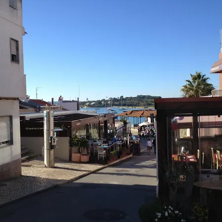 Διαμέρισμα Cozy And Comfortable Studio With Balcony 90 M To The Beach Portimão